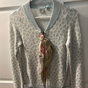 XS Anthropology sweater. In brand new condition!